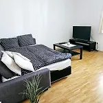 Cozy, New, Apartment *