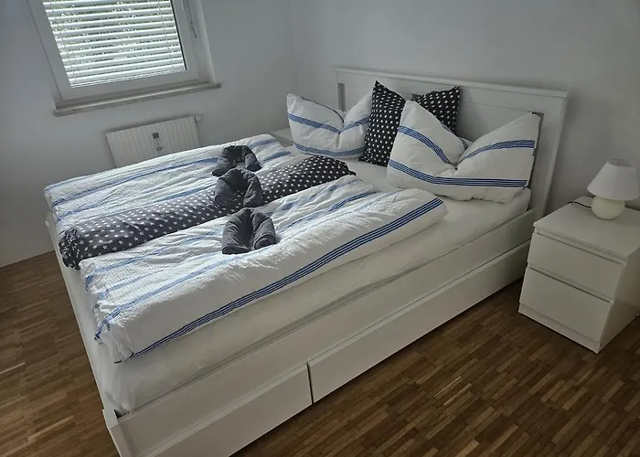 Cozy, New, Apartment *